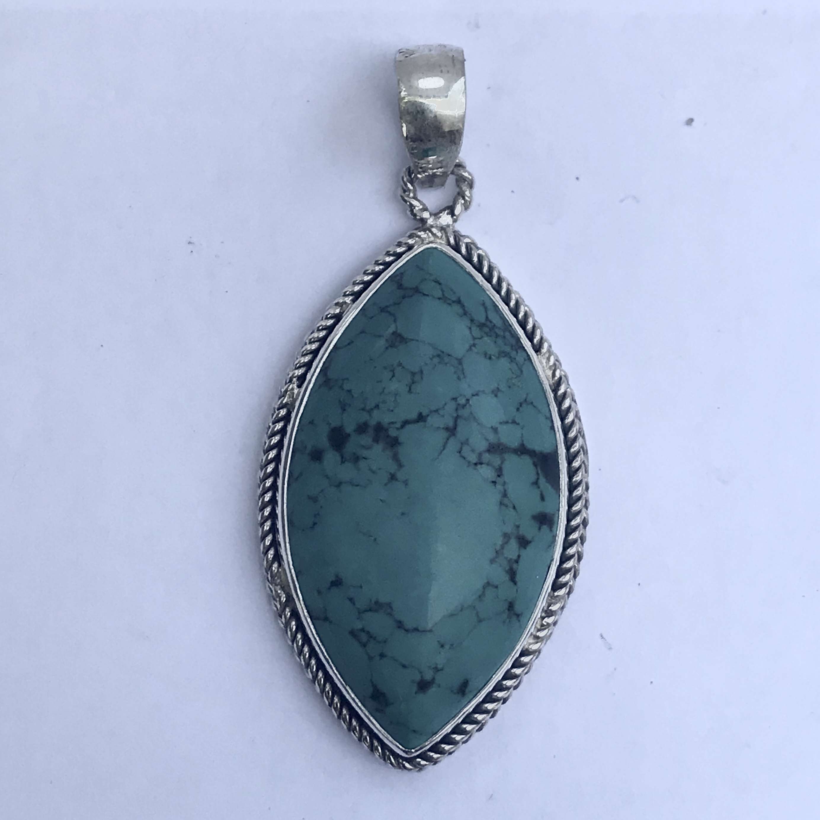 (925 BALI SILVER PENDANTS WITH TURQOUISE)